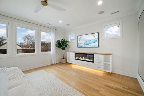 Tiny photo for 2042 N Honore Street, Chicago, IL 60614 (MLS # 12595363)