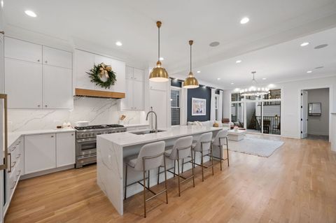 Tiny photo for 2042 N Honore Street, Chicago, IL 60614 (MLS # 12595363)