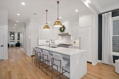 Tiny photo for 2042 N Honore Street, Chicago, IL 60614 (MLS # 12595363)