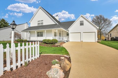 Photo of 2504 Lakewood Drive, Champaign, IL 61822 (MLS # 12579305)