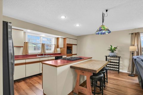 Tiny photo for 2504 Lakewood Drive, Champaign, IL 61822 (MLS # 12579305)