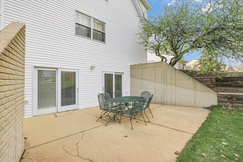 Tiny photo for 2504 Lakewood Drive, Champaign, IL 61822 (MLS # 12579305)