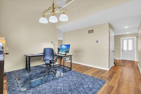 Tiny photo for 2504 Lakewood Drive, Champaign, IL 61822 (MLS # 12579305)