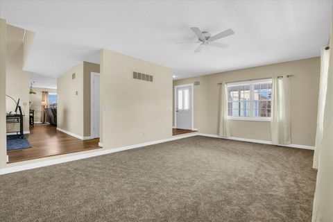 Tiny photo for 2504 Lakewood Drive, Champaign, IL 61822 (MLS # 12579305)