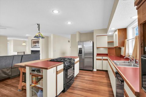 Tiny photo for 2504 Lakewood Drive, Champaign, IL 61822 (MLS # 12579305)