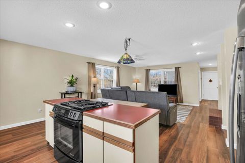 Tiny photo for 2504 Lakewood Drive, Champaign, IL 61822 (MLS # 12579305)