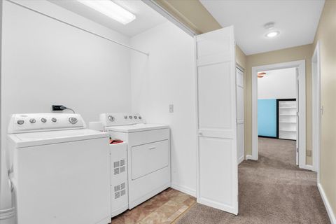 Tiny photo for 2504 Lakewood Drive, Champaign, IL 61822 (MLS # 12579305)