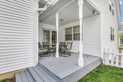 Tiny photo for 2504 Lakewood Drive, Champaign, IL 61822 (MLS # 12579305)