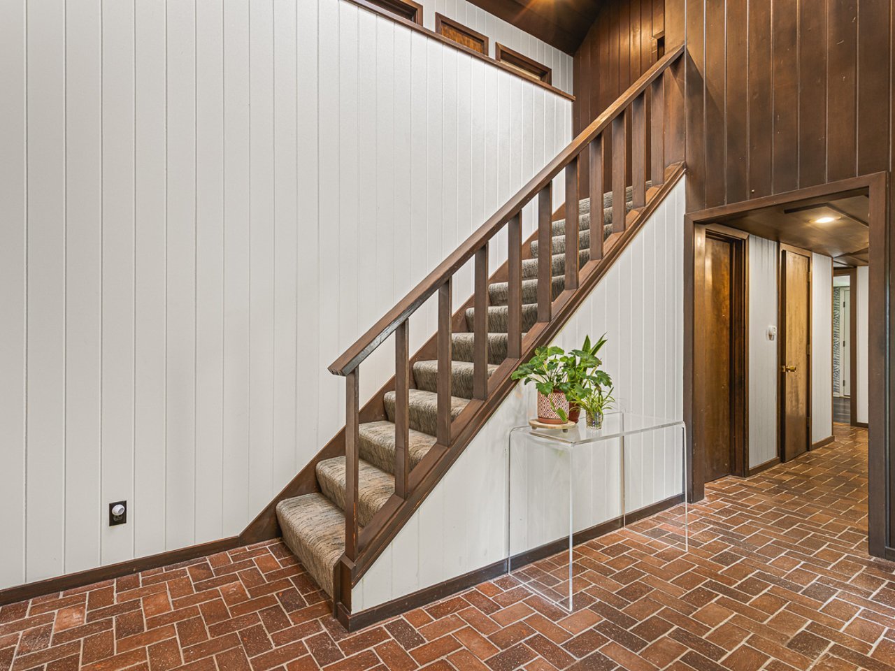 2307 Stoneridge Close