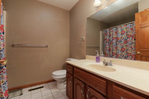 Tiny photo for 404 Sunset Drive, Colfax, IL 61728 (MLS # 12700014)