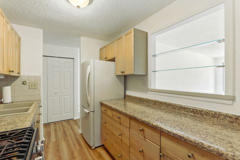 Tiny photo for 1207 S Old Wilke Road #303, Arlington Heights, IL 60005 (MLS # 12525249)