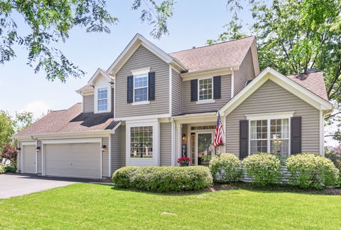 Photo of 955 Angle Tarn, West Dundee, IL 60118 (MLS # 12718315)