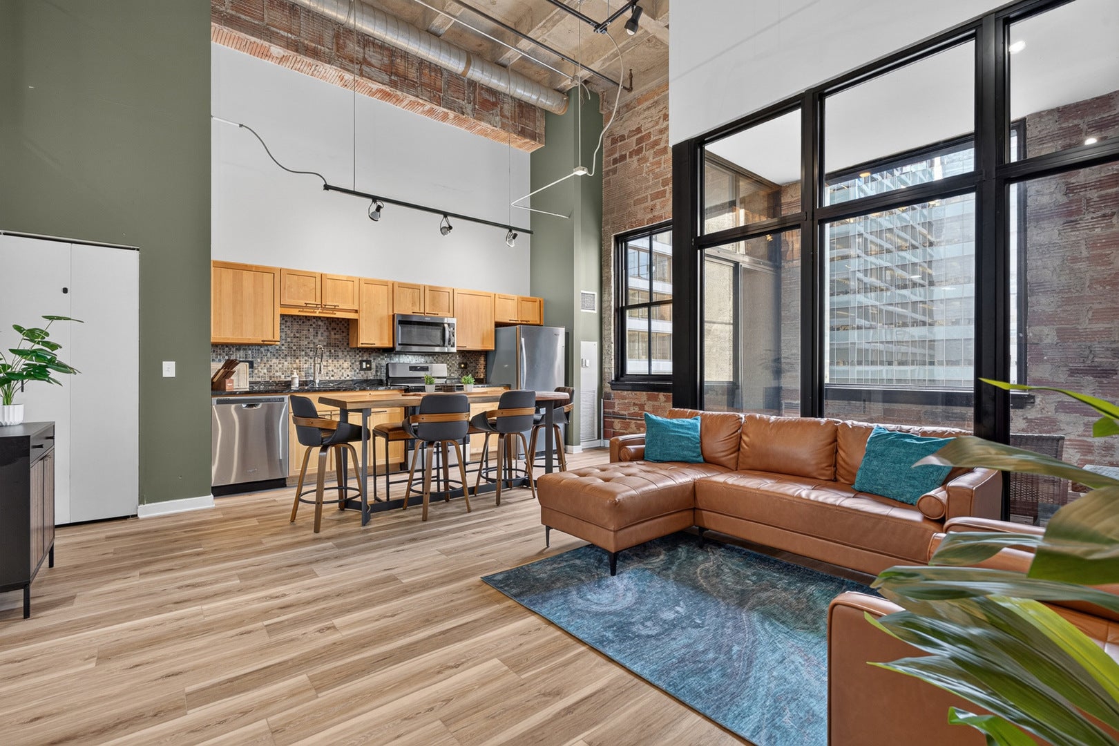 20 N State Street 1012