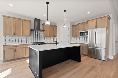 Tiny photo for 11059 Lizmore Lane #39B, Orland Park, IL 60467 (MLS # 12553081)