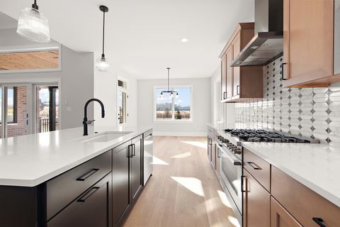 Tiny photo for 11059 Lizmore Lane #39B, Orland Park, IL 60467 (MLS # 12553081)