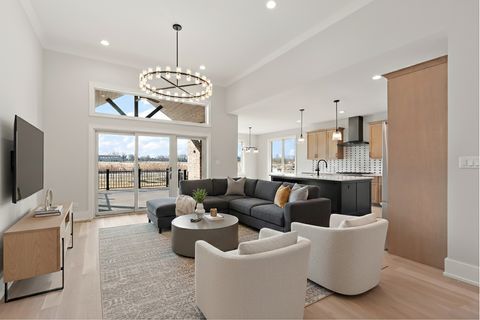 Tiny photo for 11059 Lizmore Lane #39B, Orland Park, IL 60467 (MLS # 12553081)