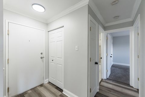 Tiny photo for 680 Marilyn Avenue #6-206, Glendale Heights, IL 60139 (MLS # 12507391)