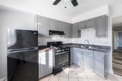 Tiny photo for 680 Marilyn Avenue #6-206, Glendale Heights, IL 60139 (MLS # 12507391)