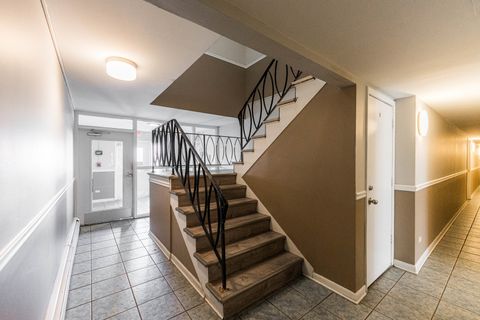 Tiny photo for 680 Marilyn Avenue #6-206, Glendale Heights, IL 60139 (MLS # 12507391)