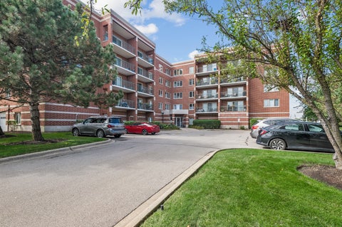 Photo of 4160 N Natchez Avenue #307, Chicago, IL 60634 (MLS # 12766373)