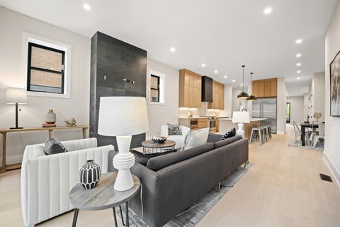 Tiny photo for 4353 N Richmond Avenue #1S, Chicago, IL 60618 (MLS # 12525599)