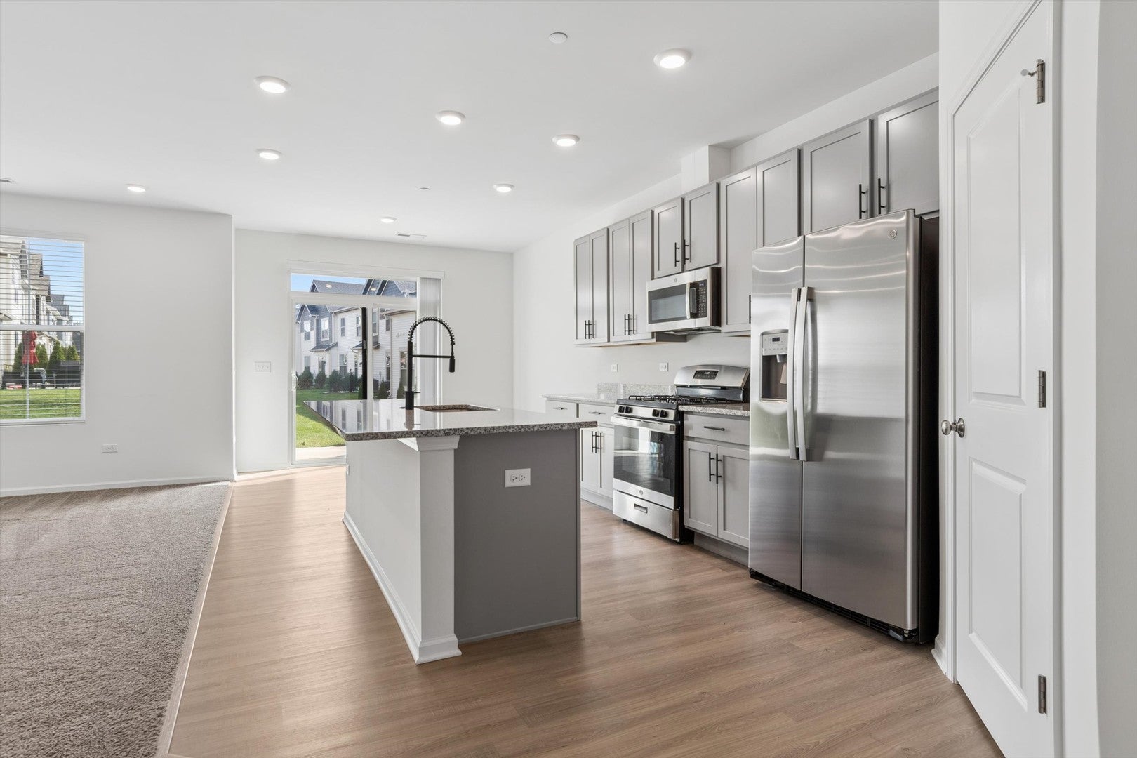 8489 Liberty Lane 8489