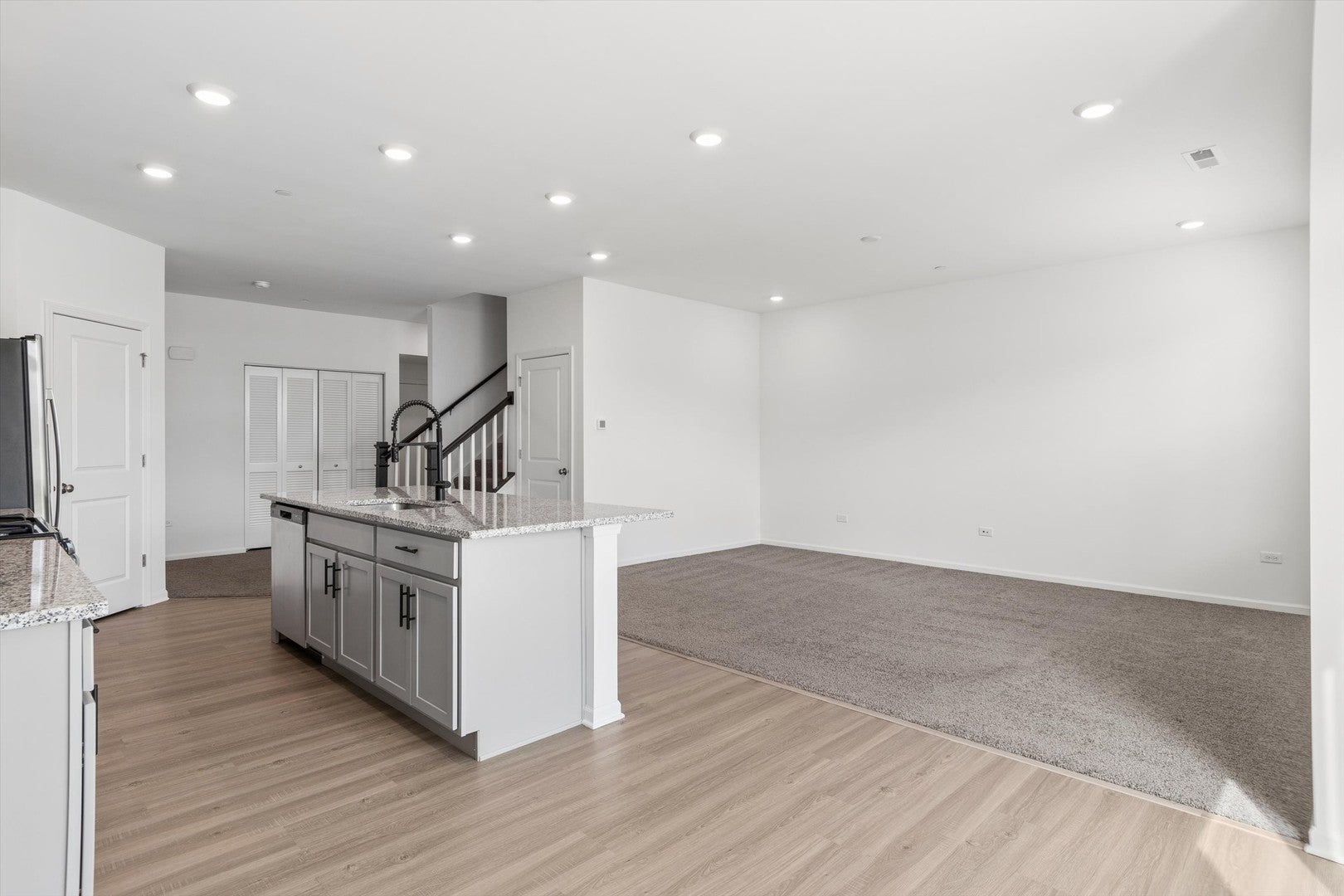 8489 Liberty Lane 8489