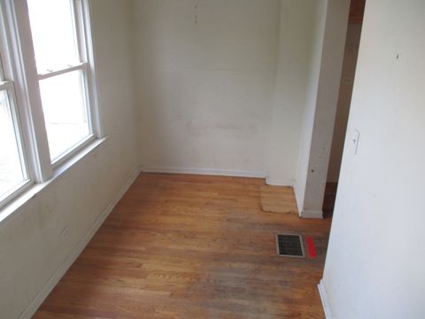 Tiny photo for 1324 Clinton Avenue, Berwyn, IL 60402 (MLS # 12475093)