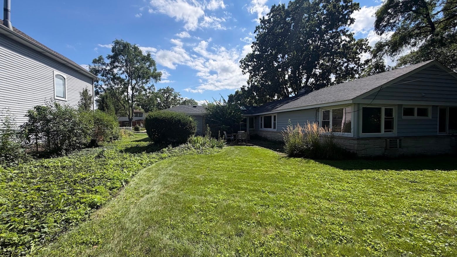 2164 Manor Lane