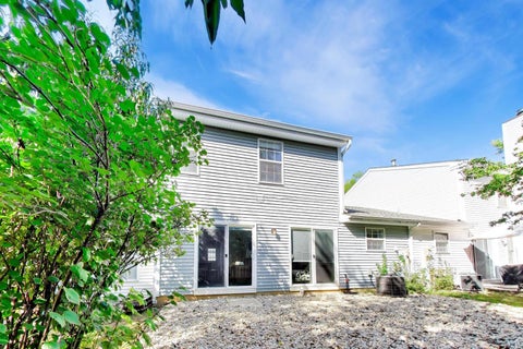 Tiny photo for 505 Newbury Drive, Island Lake, IL 60042 (MLS # 12733125)