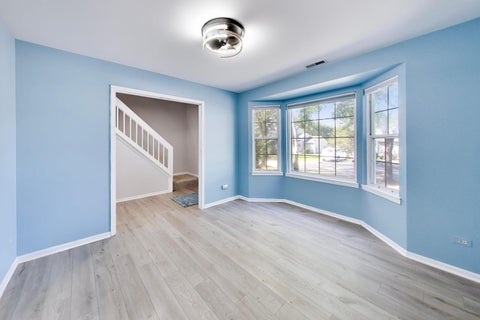 Tiny photo for 505 Newbury Drive, Island Lake, IL 60042 (MLS # 12733125)