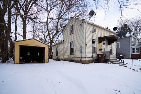 Tiny photo for 817 S State Avenue, Freeport, IL 61032 (MLS # 12450105)