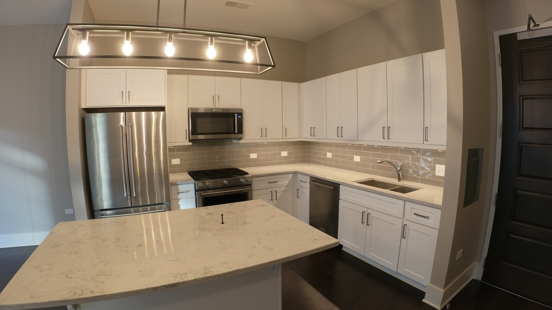 2050 N Clark Street 505