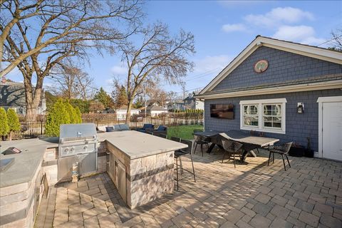 Tiny photo for 1801 Elmwood Avenue, Wilmette, IL 60091 (MLS # 12620012)