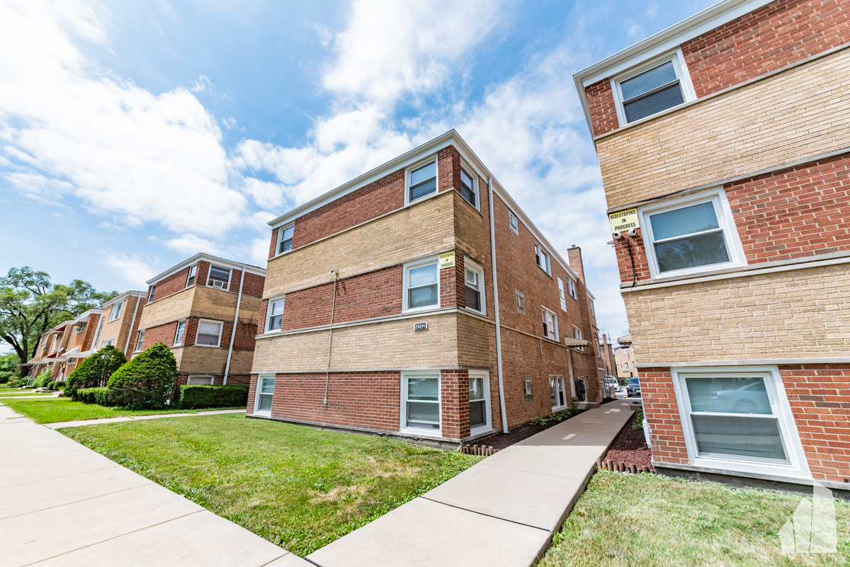 View Hillside, IL 60162 condo