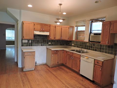 Tiny photo for 5254 N Mason Avenue, Chicago, IL 60630 (MLS # 12486546)