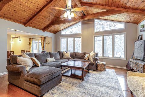 Tiny photo for 29860 N River Drive, Libertyville, IL 60048 (MLS # 12536426)