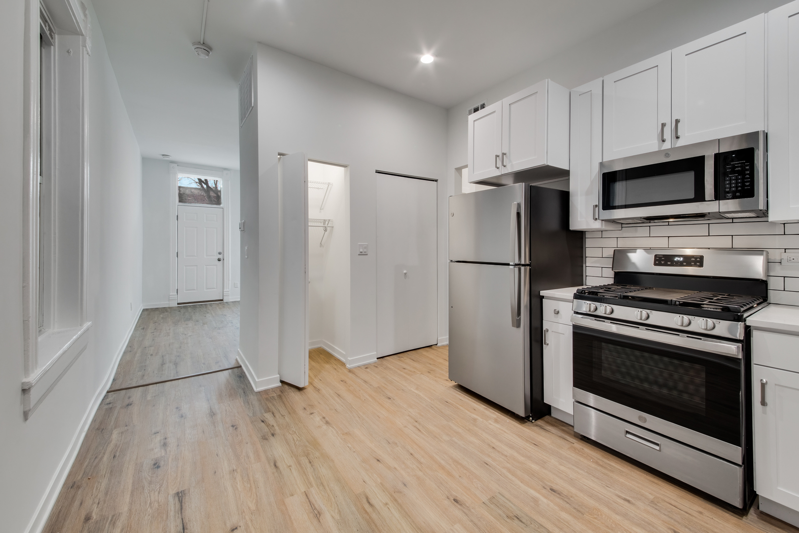 2029 N Damen Avenue 3FF