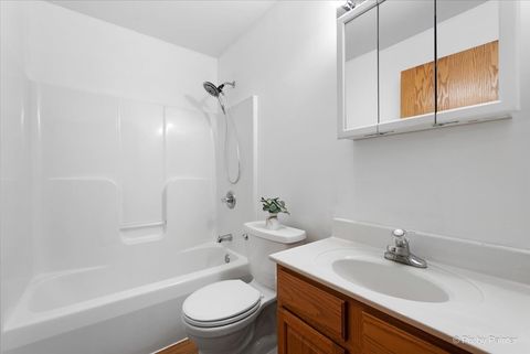 Tiny photo for 1740 Pine Street, McHenry, IL 60051 (MLS # 12533226)