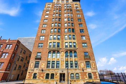 Photo of 2666 E 73rd Street #4W, Chicago, IL 60649 (MLS # 12594120)