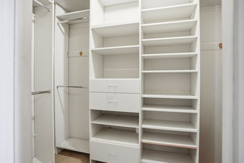 Tiny photo for 2666 E 73rd Street #4W, Chicago, IL 60649 (MLS # 12594120)