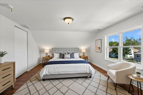 Tiny photo for 1015 Oakland Avenue, Joliet, IL 60435 (MLS # 12525511)