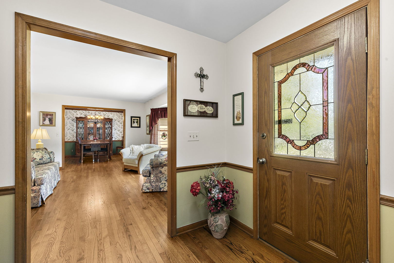 831 Crabtree Lane