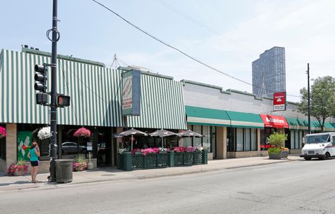 4075 N Broadway Street 4079-81 Chicago IL 60613