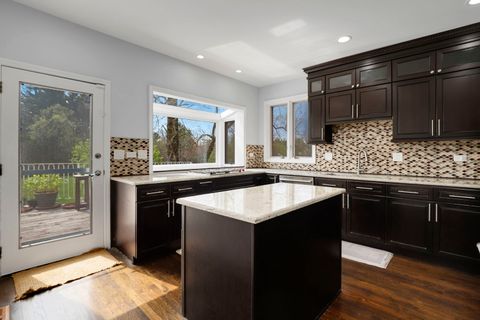 Tiny photo for 309 Dundee Road, Barrington, IL 60010 (MLS # 12501873)