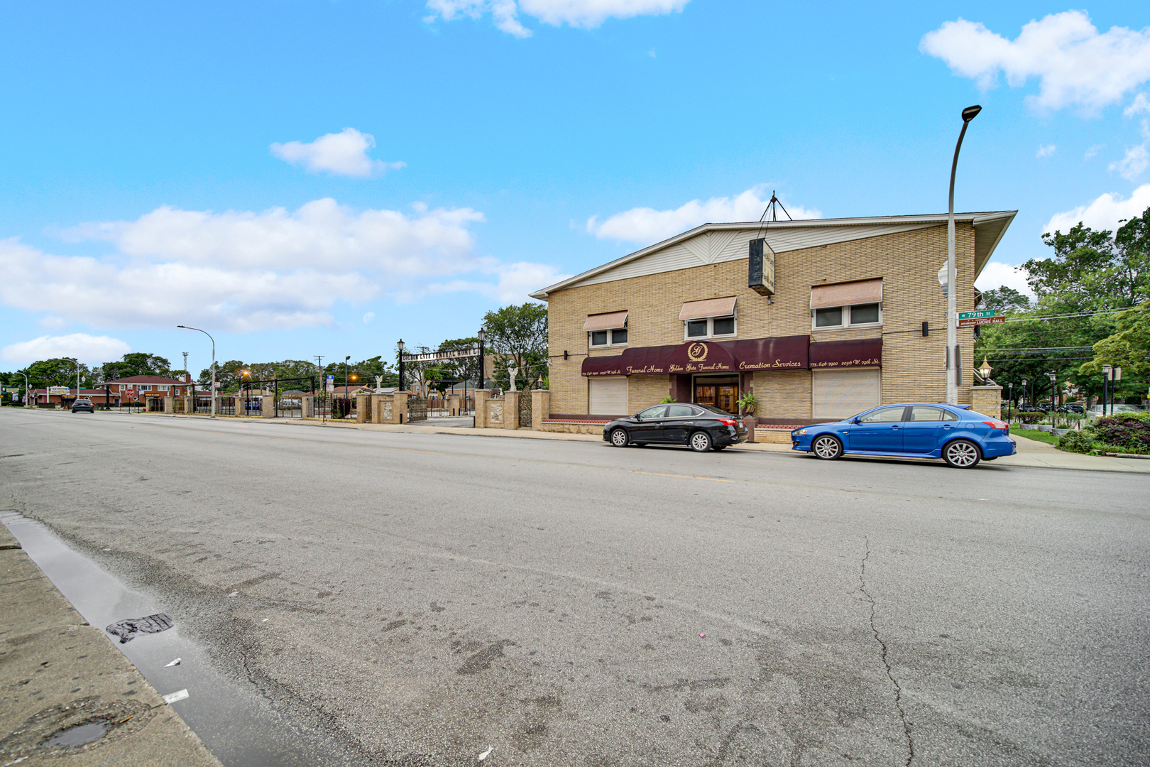 2036 W 79th Street