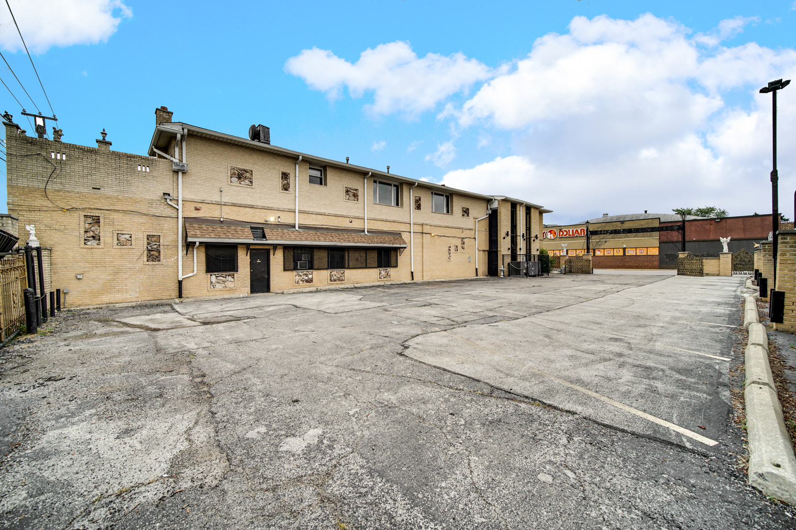 2036 W 79th Street
