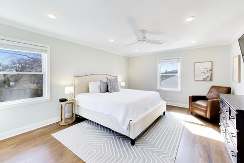 Tiny photo for 407 S See Gwun Avenue, Mount Prospect, IL 60056 (MLS # 12583370)