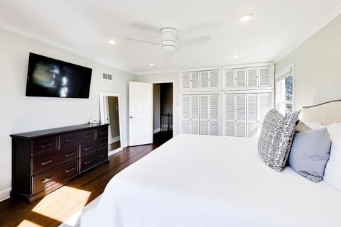 Tiny photo for 407 S See Gwun Avenue, Mount Prospect, IL 60056 (MLS # 12583370)