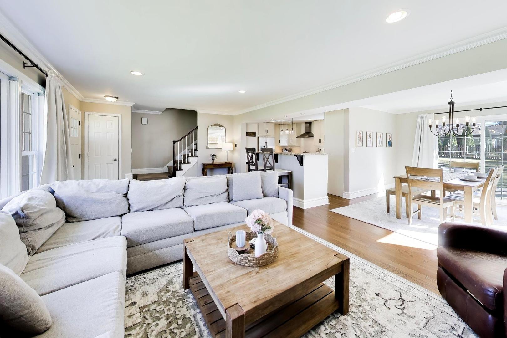 407 S See Gwun Avenue